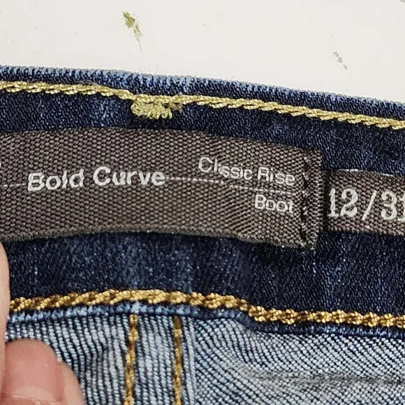 Levi's Jeans Women's 12 31x30 Boot Cut Bold Curve Classic Rise Dark Blue - Picture 7 of 10